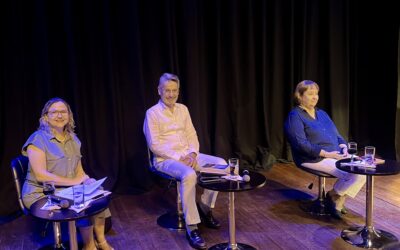 Coloquio sobre la narrativa en el Teatro Centro de Arte