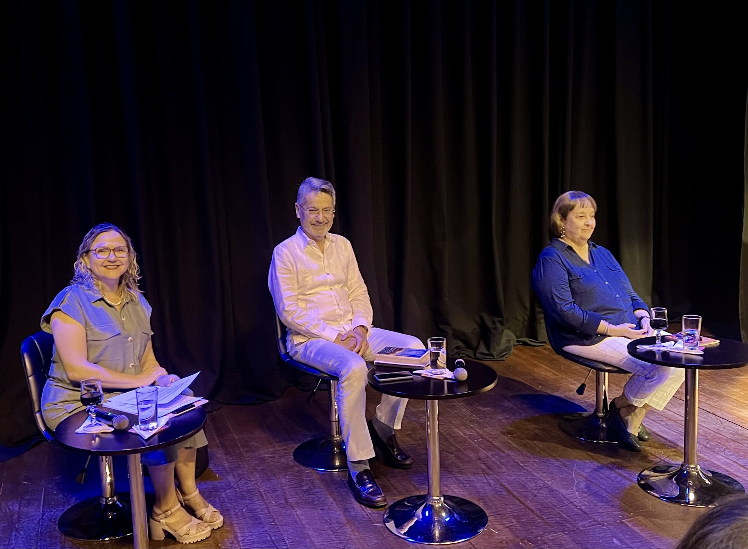 Con Mariella Manrique y Maritza Cino, en el Teatro Centro de Arte, el martes 19 de agosto de 2025 Con Mariella Manrique y Maritza Cino, en el Teatro Centro de Arte, el martes 19 de agosto de 2025