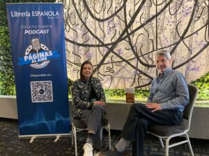 Yolly Pacheco entrevistó a Raúl Vallejo para el podcast Páginas al aire, de Librería Española.