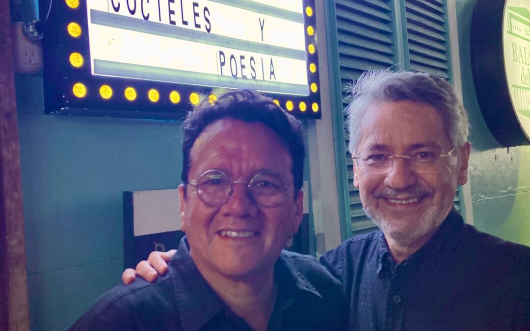 Poesía y cócteles en La Cueva Jazz Bar